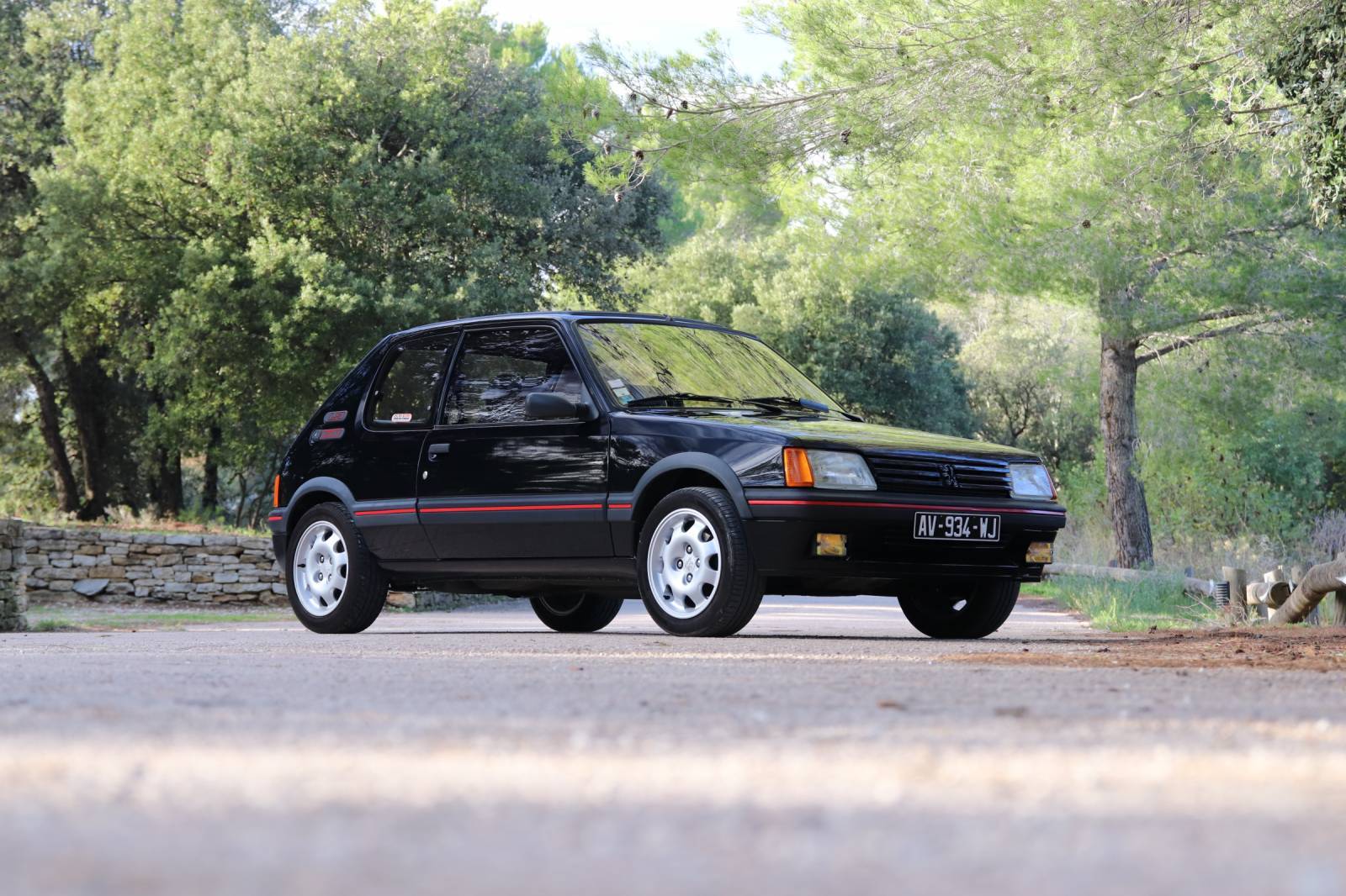 Peugeot 205