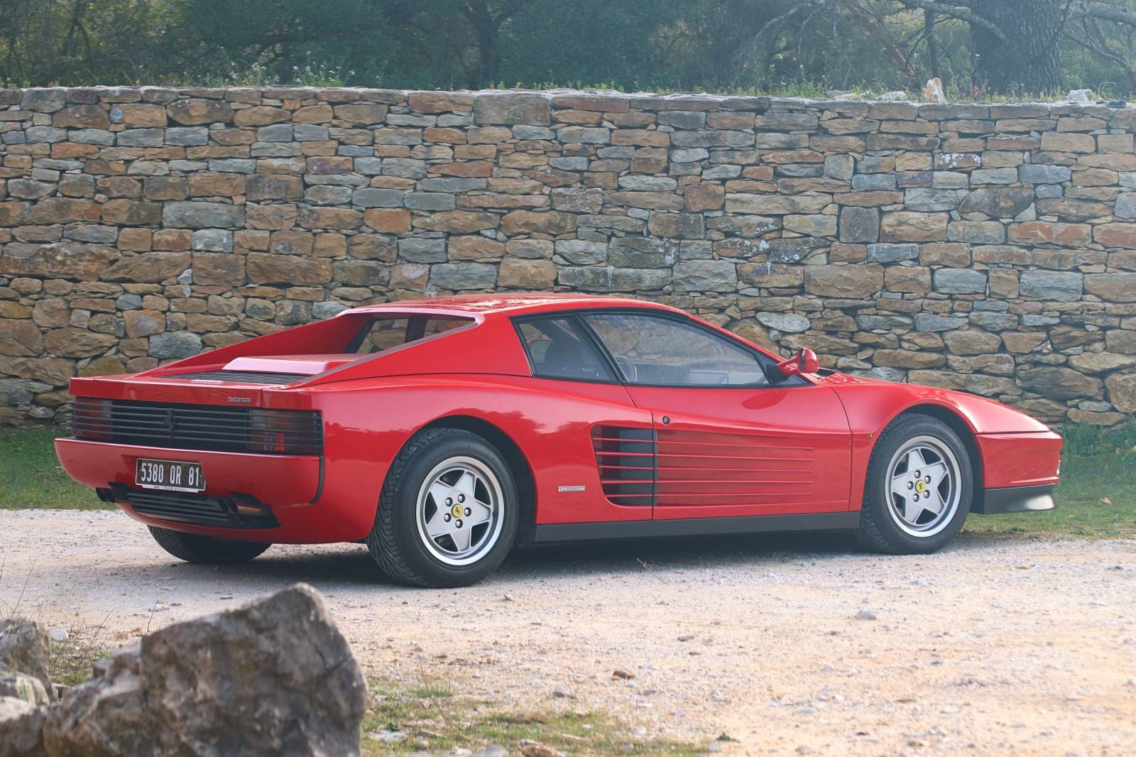 FERRARI TESTAROSSA