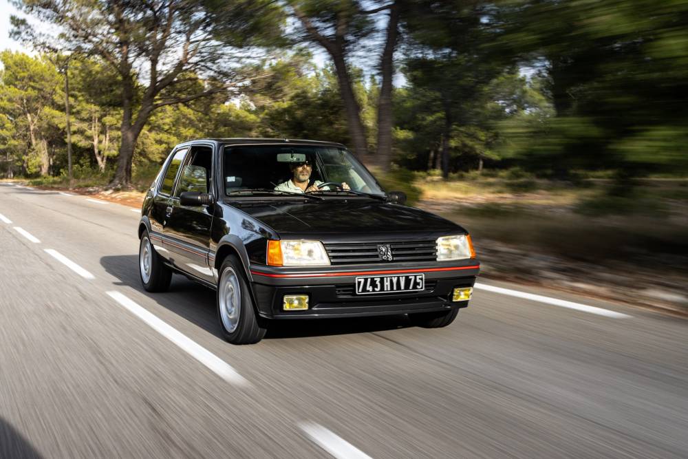 PEUGEOT 205 GTI BLINDEE