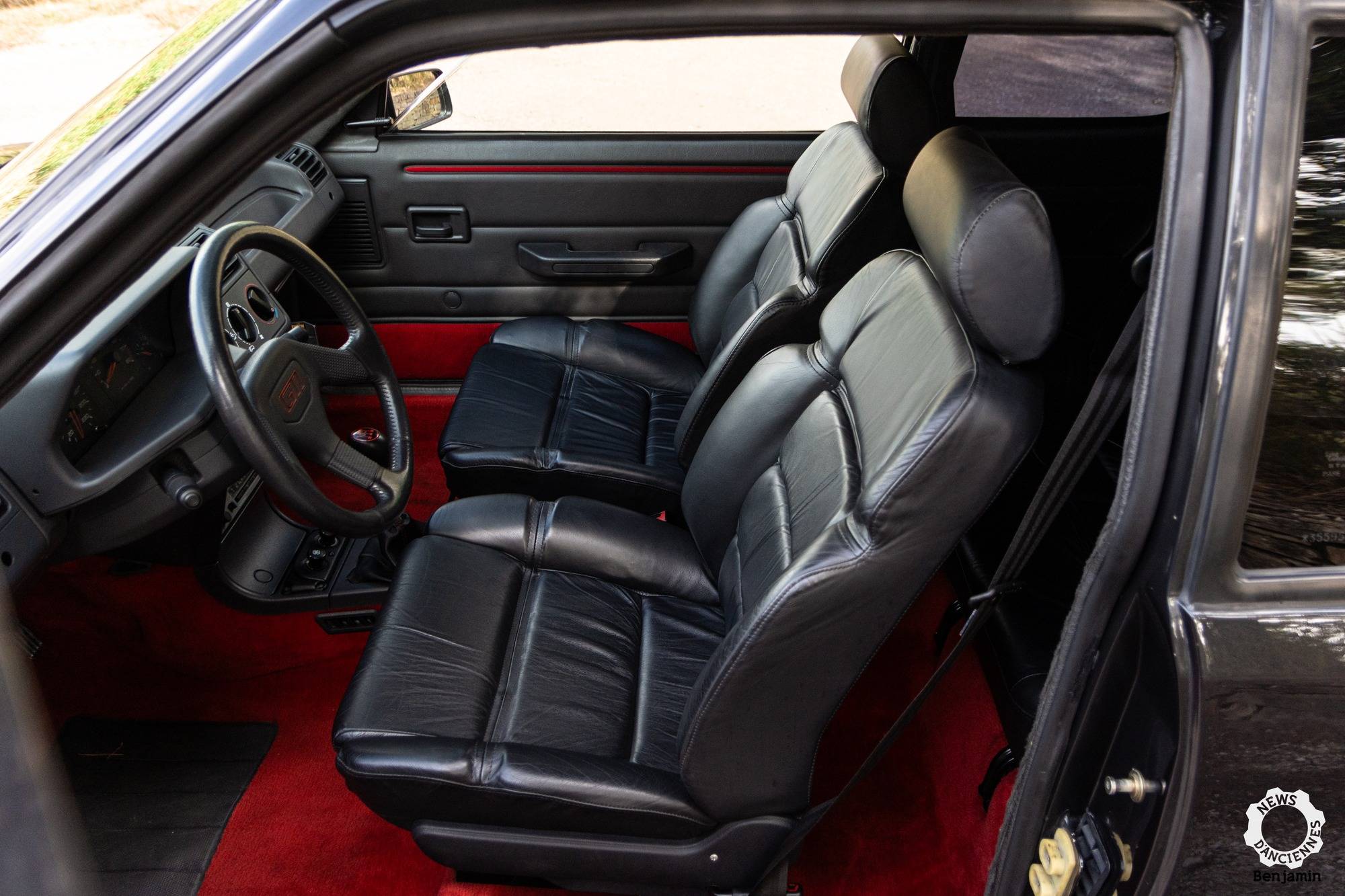 205 GTI Blindée par News d'Anciennes HD-40