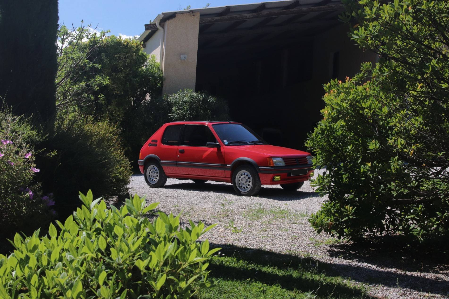 PEUGEOT 205 GTI 1.6 A VENDRE CLERMONT