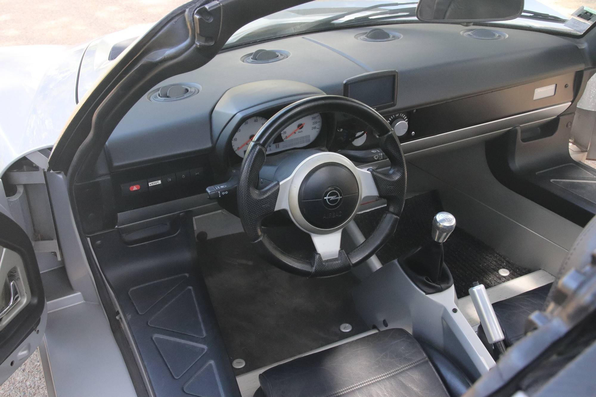 OPEL SPEEDSTER A VENDRE AURILLAC