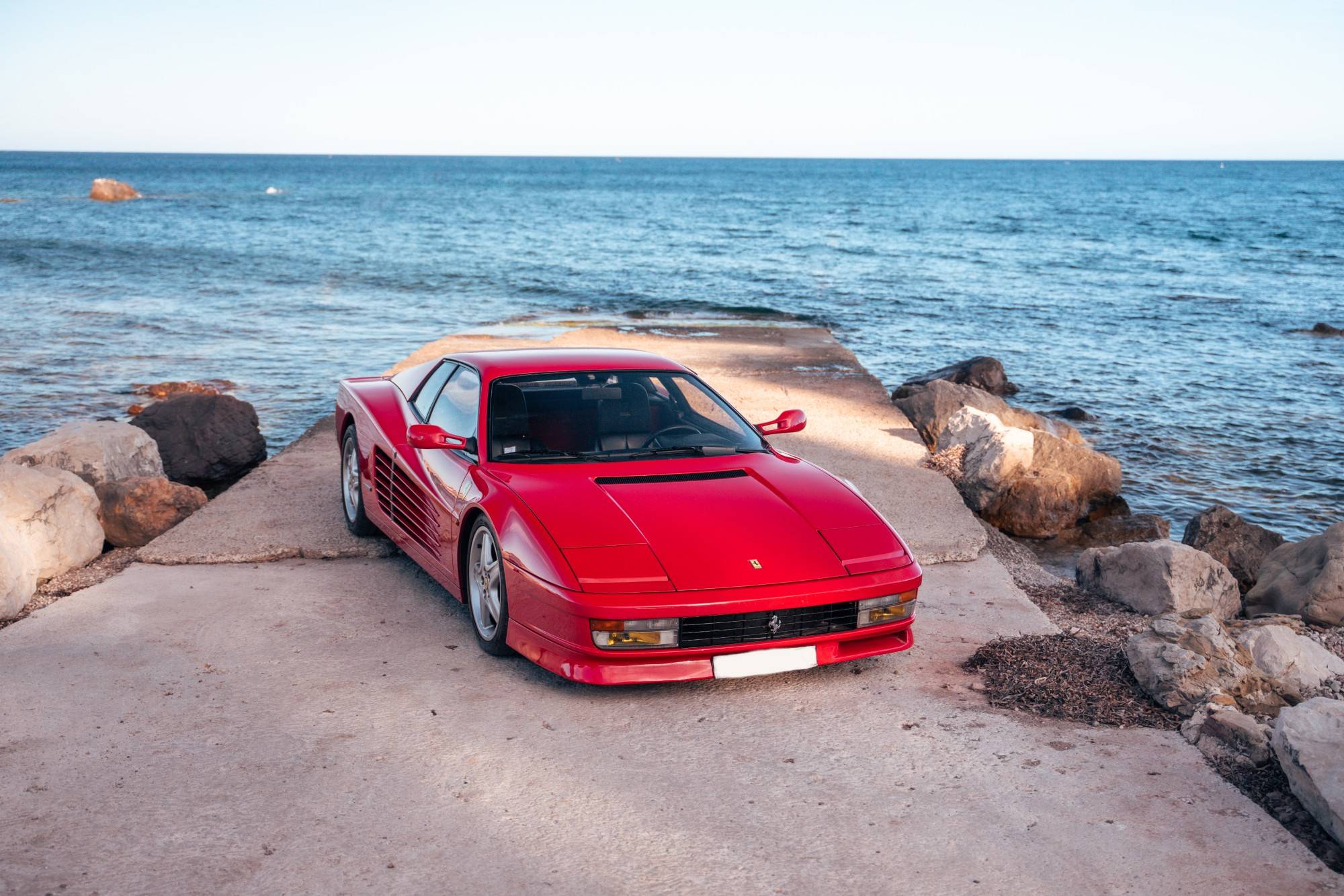FERRARI TESTAROSSA A VENDRE TOULON
