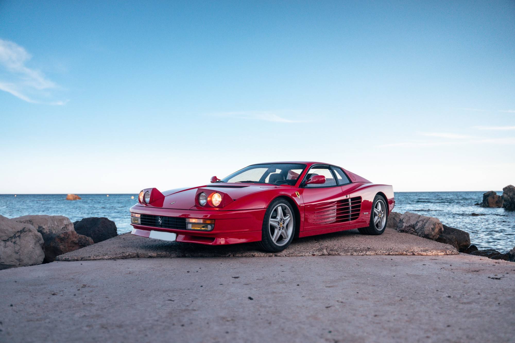 FERRARI TESTAROSSA A VENDRE STRASBOURG