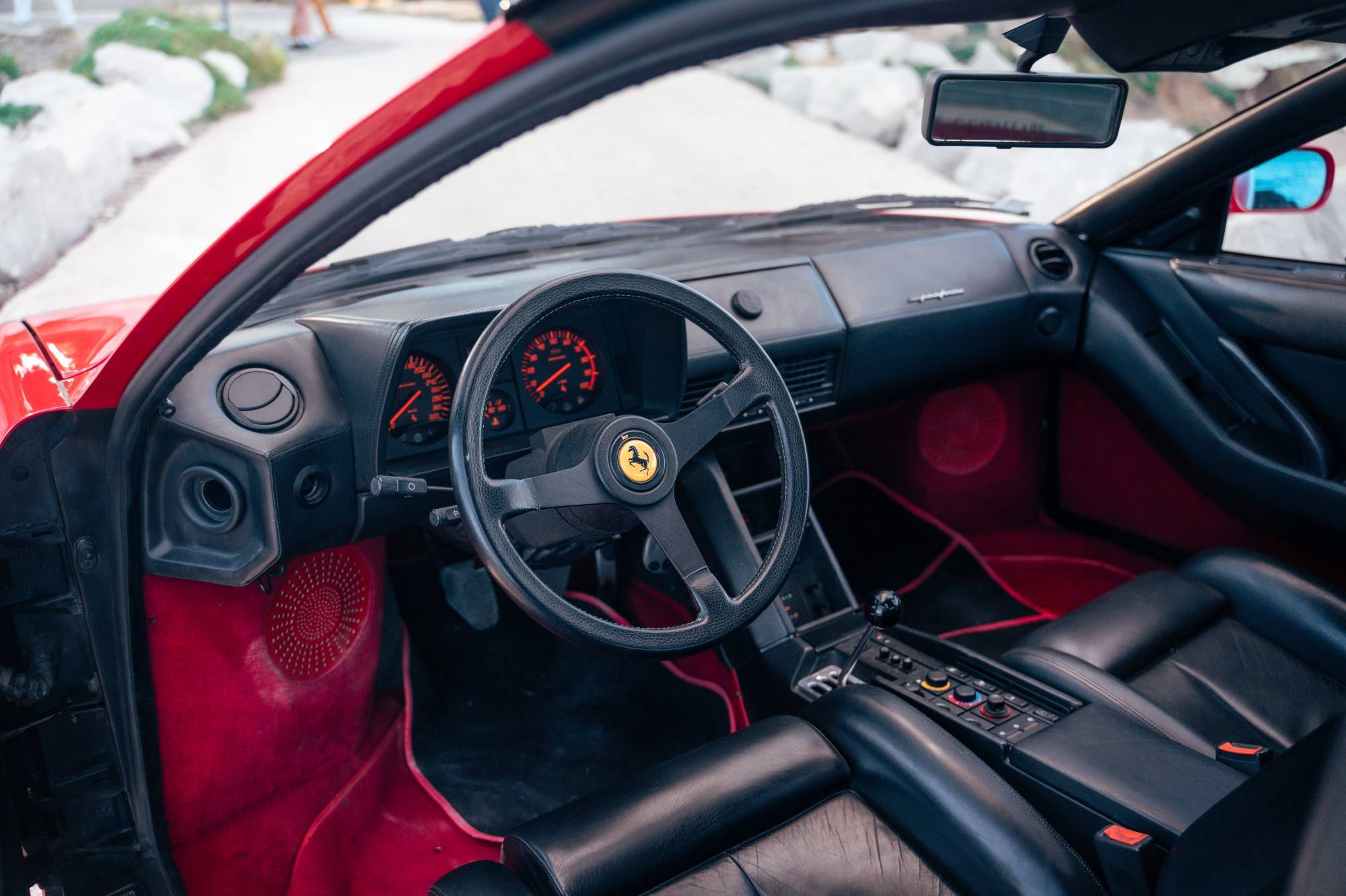 FERRARI TESTAROSSA A VENDRE MONTPELLIER