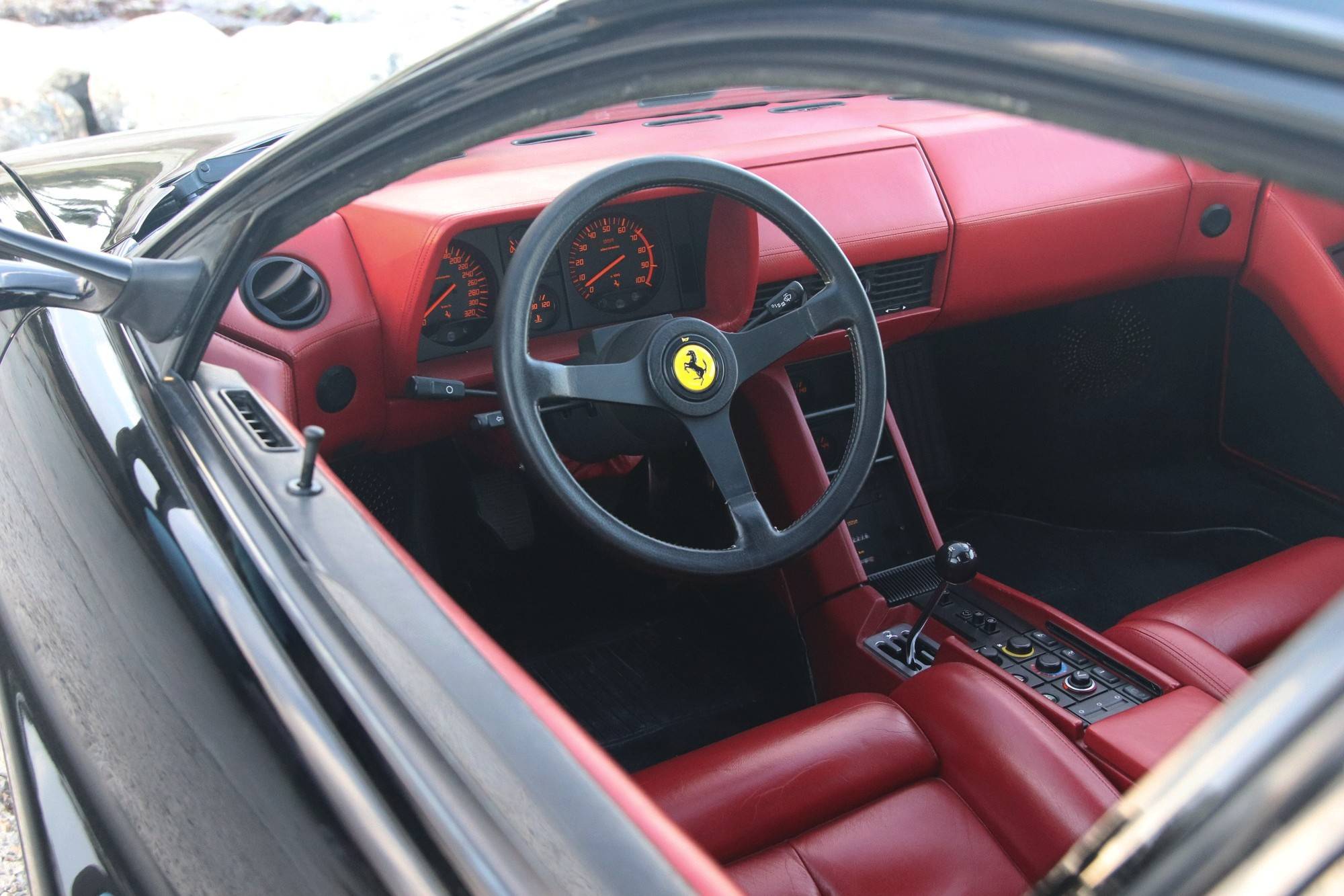 FERRARI TESTAROSSA A VENDRE NICE