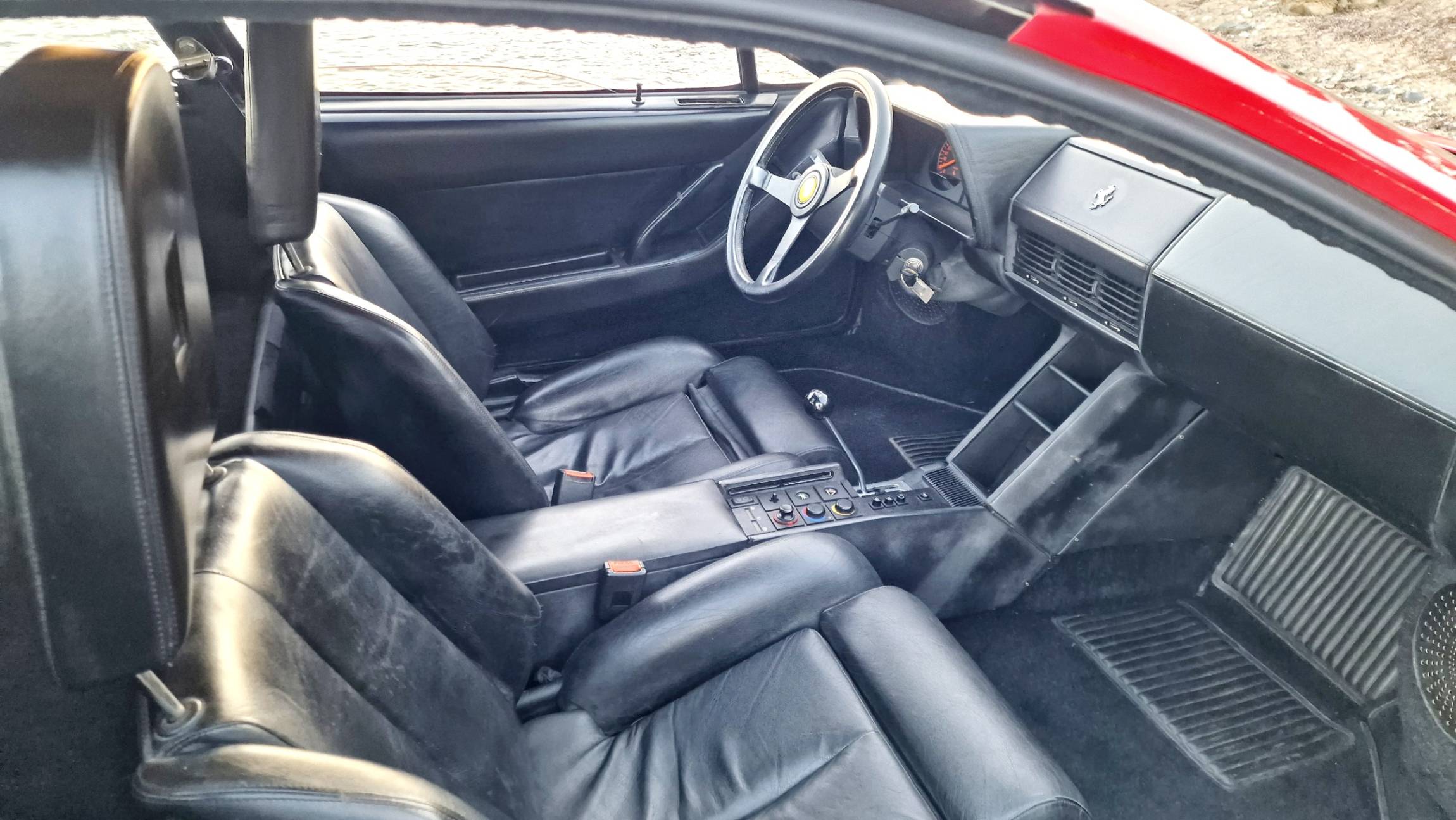 FERRARI TESTAROSSA MONOSPECCHIO A VENDRE BERGERAC