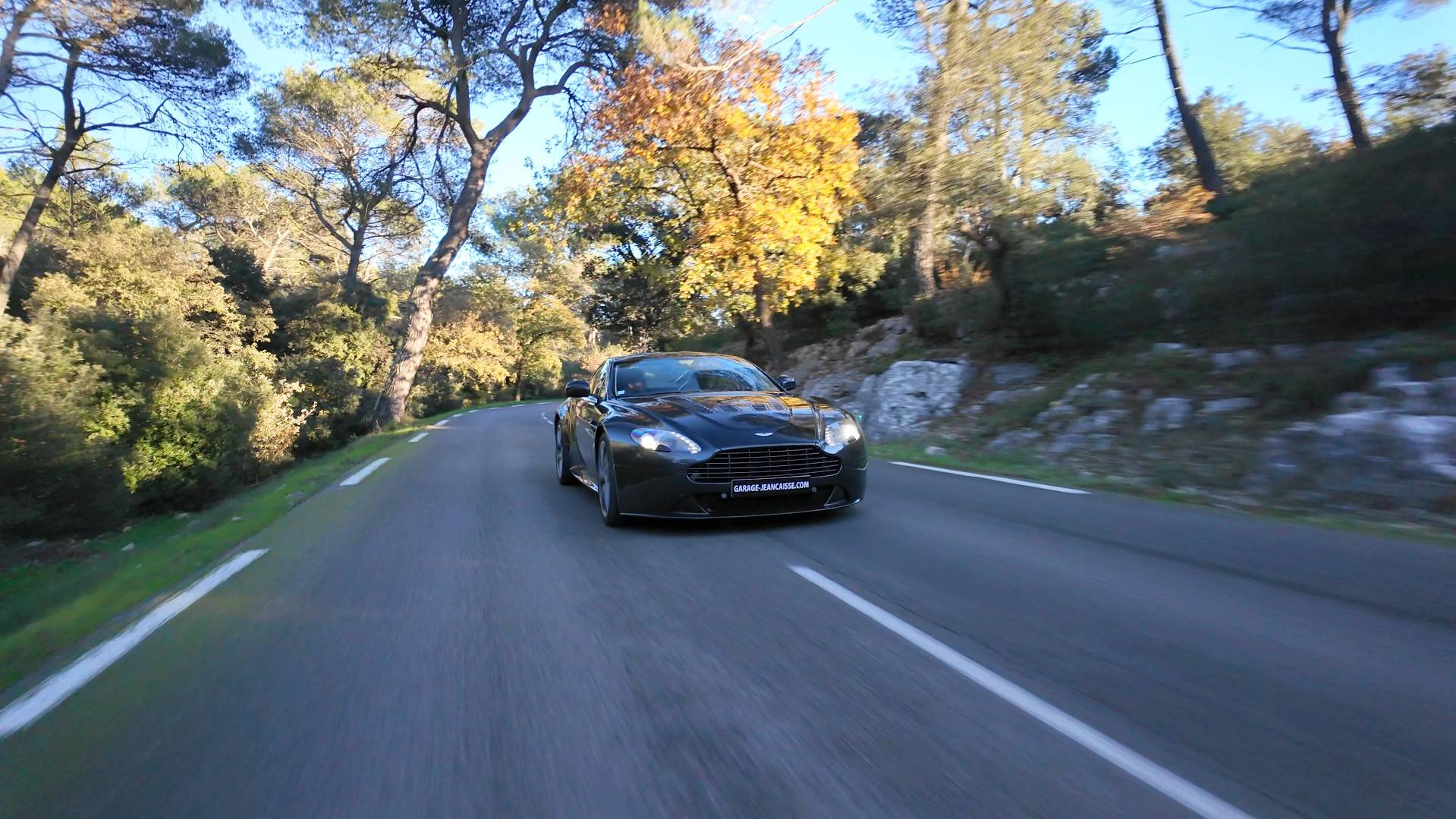 ASTON MARTIN V12 VANTAGE BOITE MANUELLE FOR SALE NEW YORK