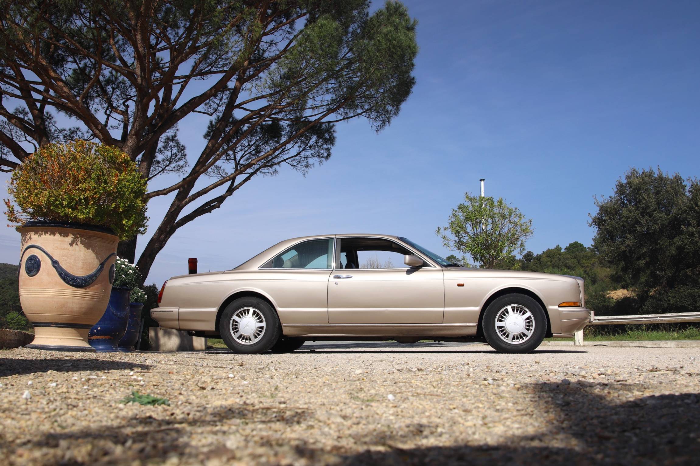 BENTLEY COUPE MULLINER PARK WARD A VENDRE CANNES