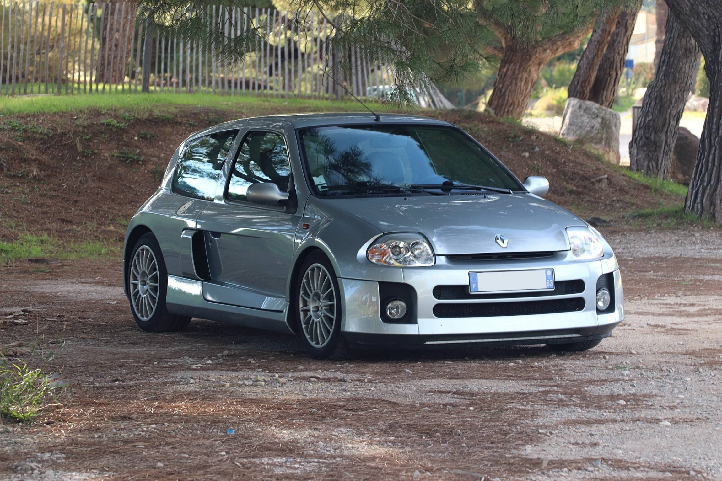 renault clio v6 a vendre nimes